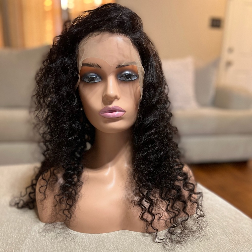 Wig - Picture 5 of 5